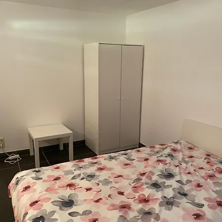 Chambre Forest 1er Drt Appartement *