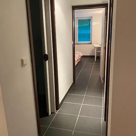 Chambre Forest 1er Drt Appartement